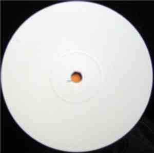 Tammye Brandt - Baby Loves Me / Plastic People