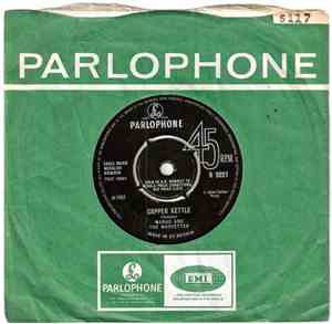 Margo And The Marvettes - Copper Kettle