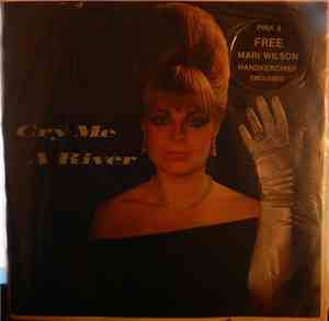 Mari Wilson - Cry Me A River