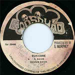 Ronnie Davis - Run Come  / African Rock
