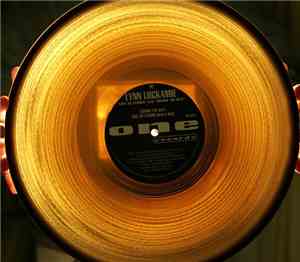 Lynn Lockamie - Love So Strong / Change The Beat