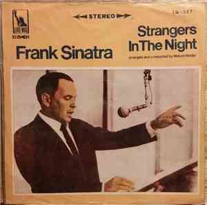 Frank Sinatra - Strangers In The Night