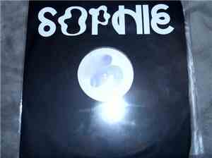 Sophie  - Msmsmsm / Vyzee
