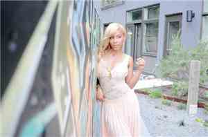 Amina  - How Can I Be With You