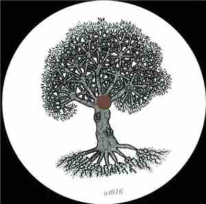 Nadja Lind & Paul Loraine - Ruin