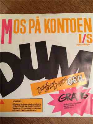 Mos På Kontoen I/S - Dum