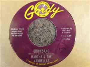 Martha & The Vandellas - Quicksand / Darling, I Hum Our Song