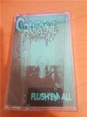 Gruesome Toilet - Flush 'Em All