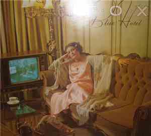 Fox  - Blue Hotel