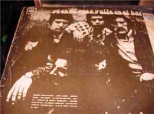 Los Naufragos - Yo En Mi Casa Y Ella En El Bar