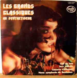 Discotheque Sound - Les Grands Classiques Au Synthetiseur