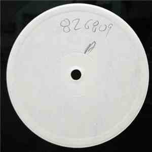 Paul Brady - Back To The Centre