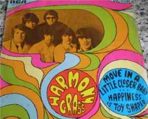 Harmony Grass - Move In A Little Closer Baby