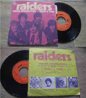 Raiders  - Indian Reservation / Terry's Tune