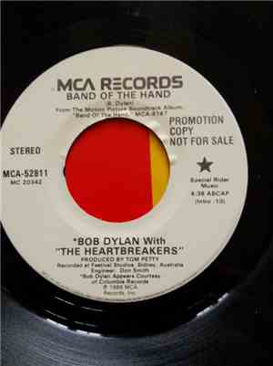 Bob Dylan With The Heartbreakers - Band Of The Hand
