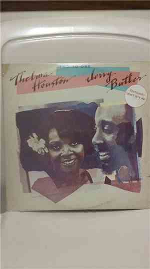 Thelma Houston & Jerry Butler - Two To One