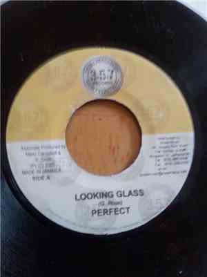 Perfect  / Amara  - Looking Glass / Hold Me Close