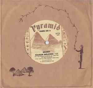 Maarit - Ruusun Varjossa / Omia Aikojaan