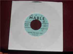 Clyde Law & The Lawmen - Where The Fuzz Wuz