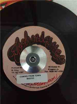 Madoo - Coming From Town