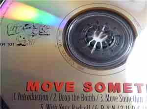 The 2 Live Crew - Move Somthin'