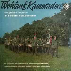 Ein Soldatenchor Des Lehr-Bataillons Der Heeresoffizierschule II, Hamburg,  ...