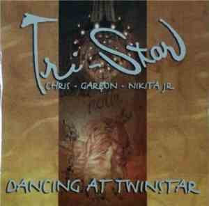 Tri-Star (Chris-Garçon-Nikita Jr) - Dancing At Twinstar