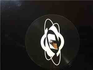 DJ Sneak - Keep On Groovin'