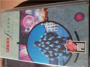 Pink Floyd - Pink Floyd In Concert - Delicate Sound Of Thunder