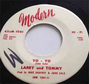 Larry & Tommy - Yo Yo/You've Gotta Bend A Little