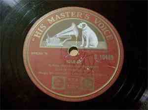 Eddie Fisher - Hold Me / I Am Walking Behind You