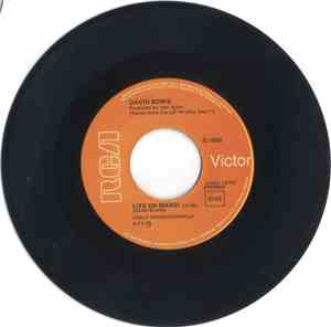 David Bowie - Life On Mars? / Space Oddity