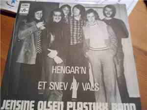 Jensine Olsens Plastikkk Band - Hengar'n / Et Snev Av Vals