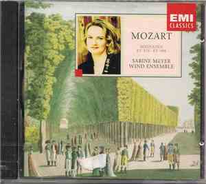 Sabine Meyer Wind Ensemble - Mozart : Serenades 11& 12