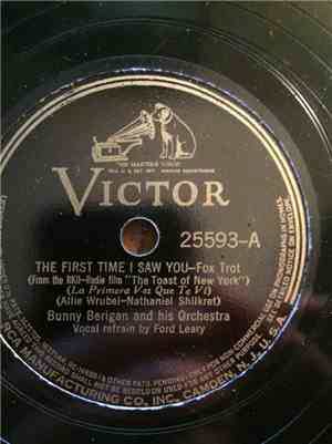 Bunny Berigan & His Orchestra - The First Time I Saw You / Harbor Lights
