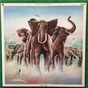 Elvis Costello And The Attractions - Armed Forces