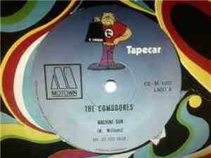 The Commodores - Machine Gun / There's A Song In My Heart