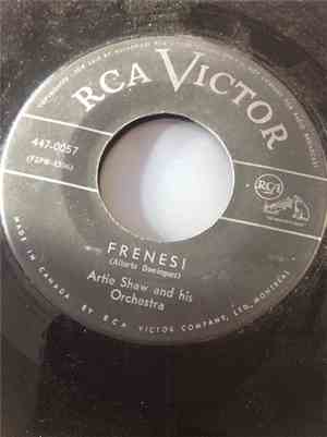 Artie Shaw And His Orchestra - Frenesi/September Song