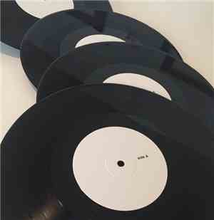 El Ten Eleven - Unusable Love