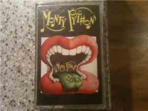Monty Python - Monty Python Sings