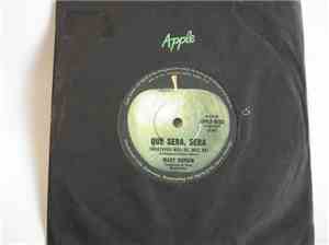 Mary Hopkin - Que Sera, Sera (Whatever Will Be, Will Be) / Fields Of St. Et ...
