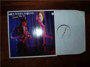 Lucifer's Friend - Sneak Me In