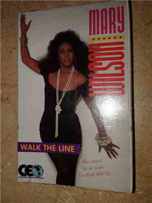 Mary Wilson - Walk The Line